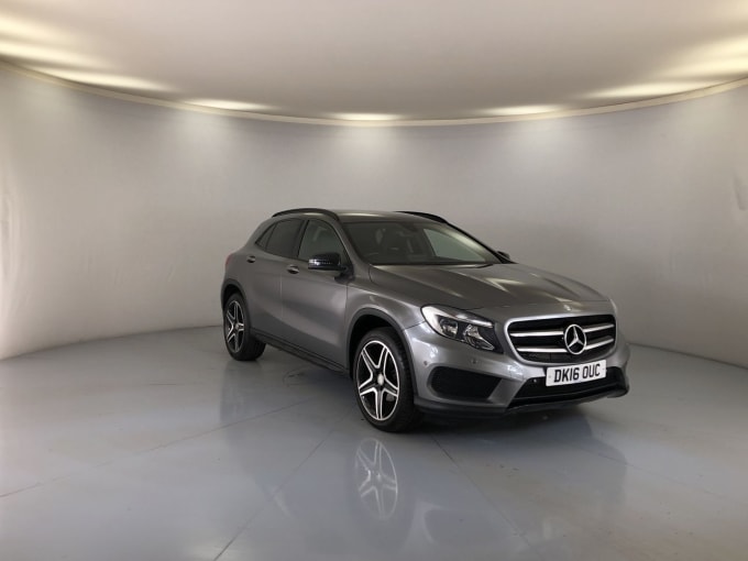 2025 Mercedes-benz 180