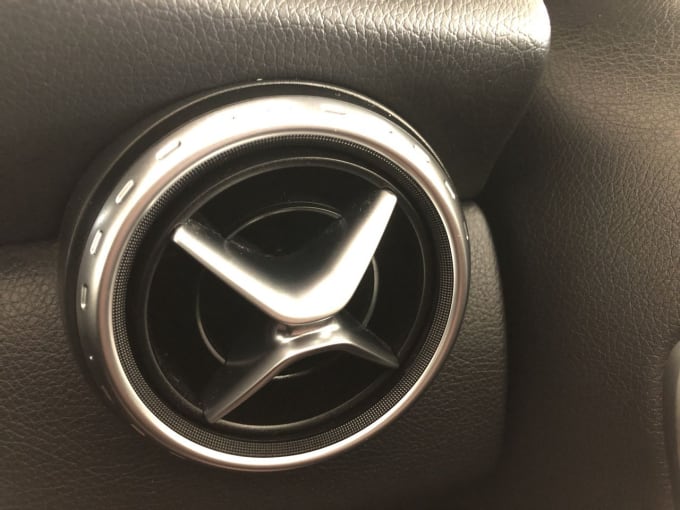 2025 Mercedes-benz 180