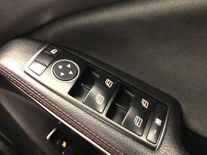 2025 Mercedes-benz 180
