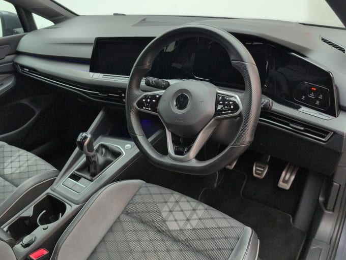2025 Volkswagen Golf