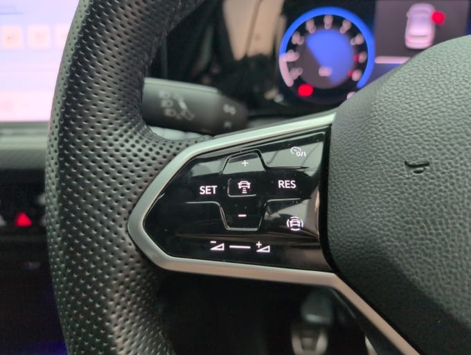 2025 Volkswagen Golf
