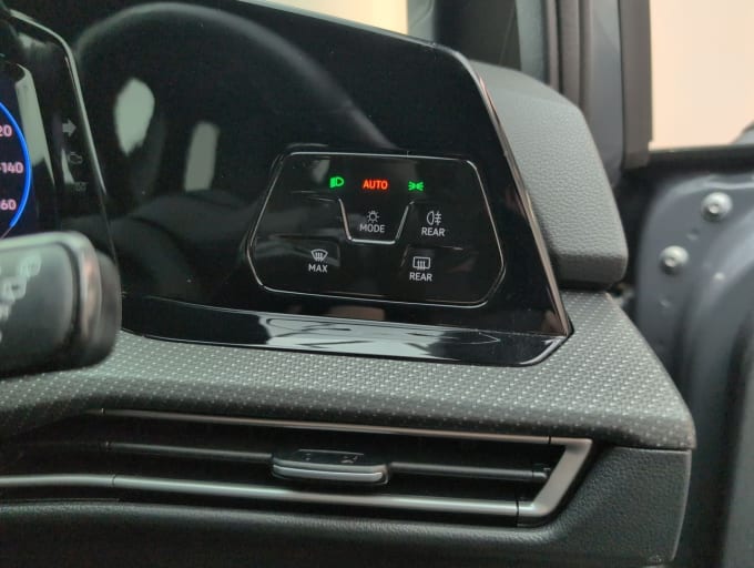 2025 Volkswagen Golf