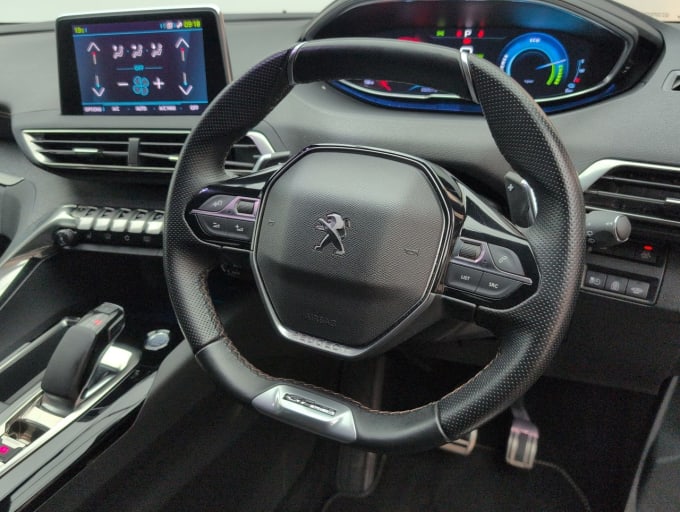 2025 Peugeot 3008