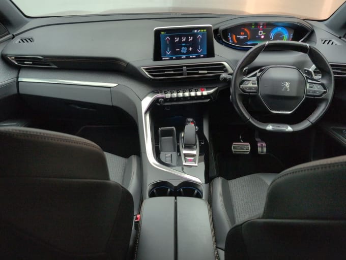 2025 Peugeot 3008