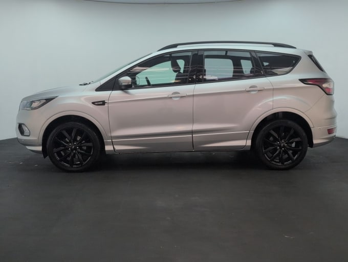 2025 Ford Kuga