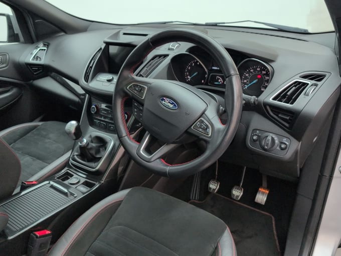 2025 Ford Kuga