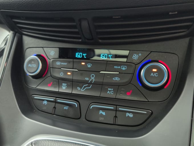 2025 Ford Kuga