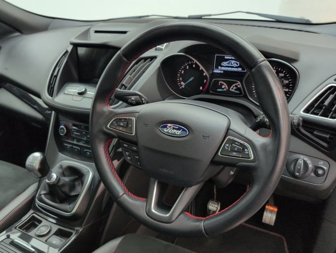 2025 Ford Kuga
