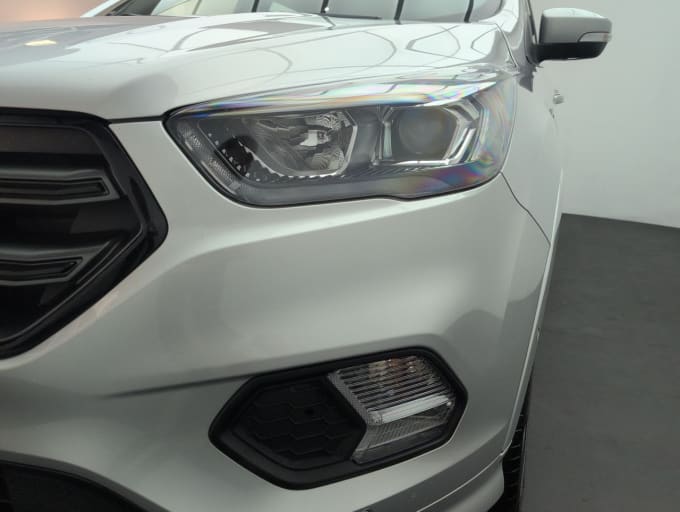 2025 Ford Kuga