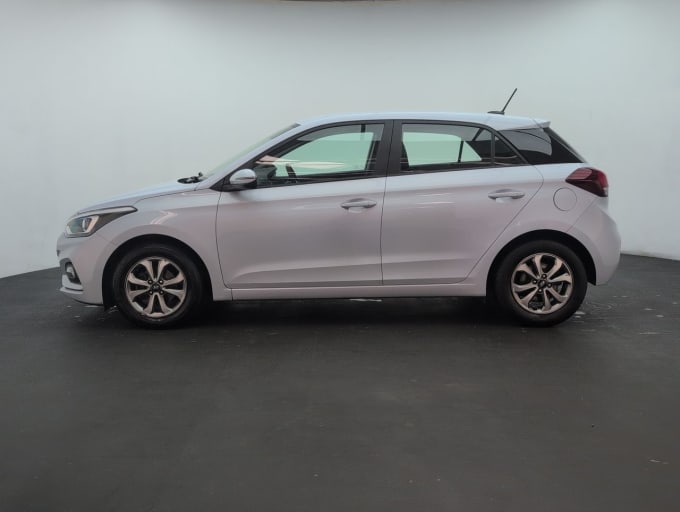 2025 Hyundai I20