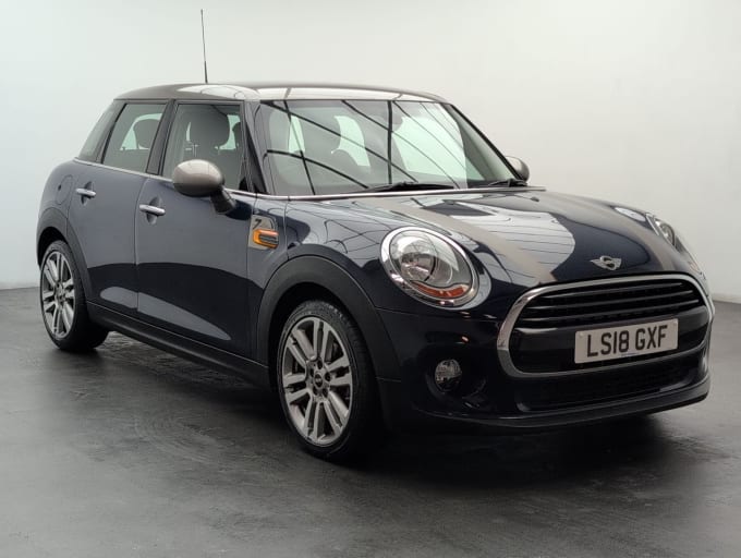 2025 Mini Hatch