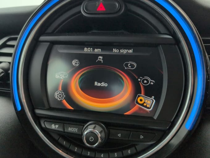 2025 Mini Hatch