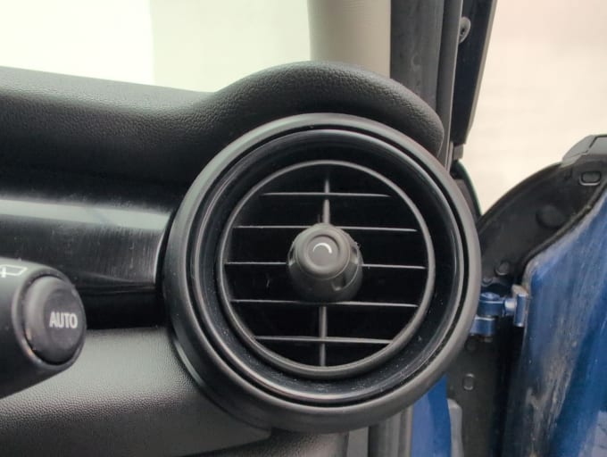 2025 Mini Hatch