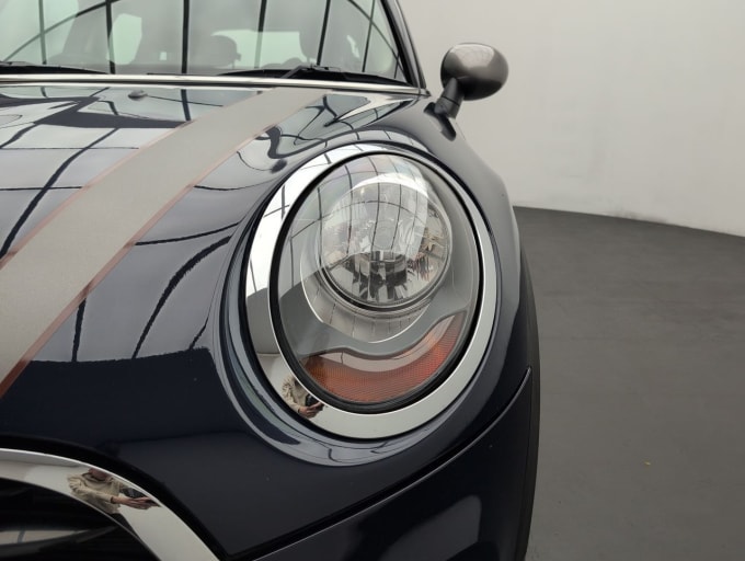 2025 Mini Hatch