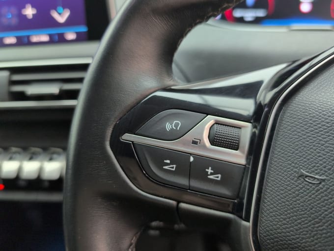 2025 Peugeot 3008
