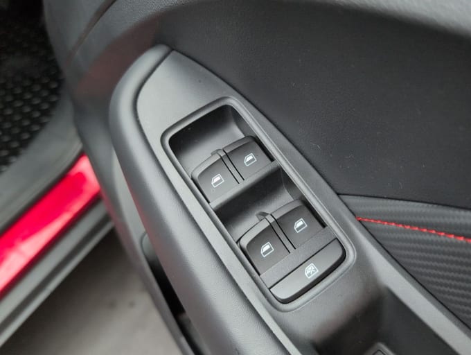 2025 Mg Mg Zs