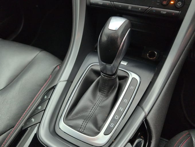 2025 Ford Mondeo
