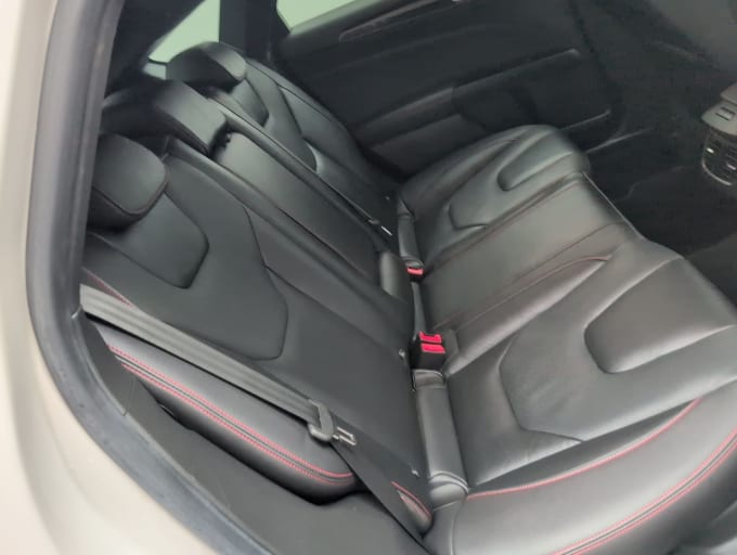 2025 Ford Mondeo