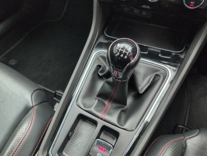 2025 Seat Leon
