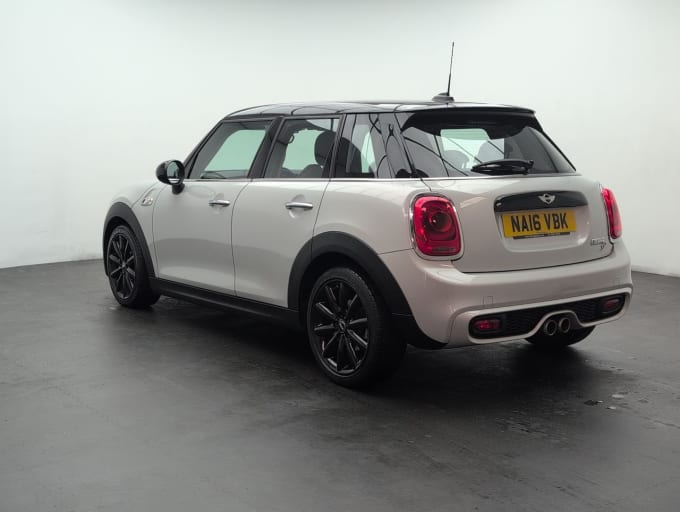 2025 Mini Hatch