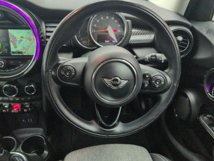 2025 Mini Hatch