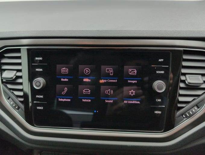 2025 Volkswagen T-roc