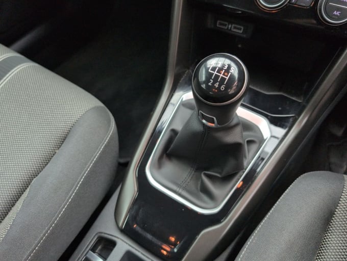2025 Volkswagen T-roc