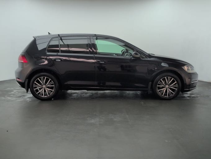 2025 Volkswagen Golf
