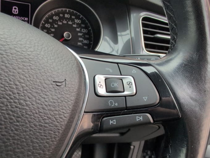 2025 Volkswagen Golf