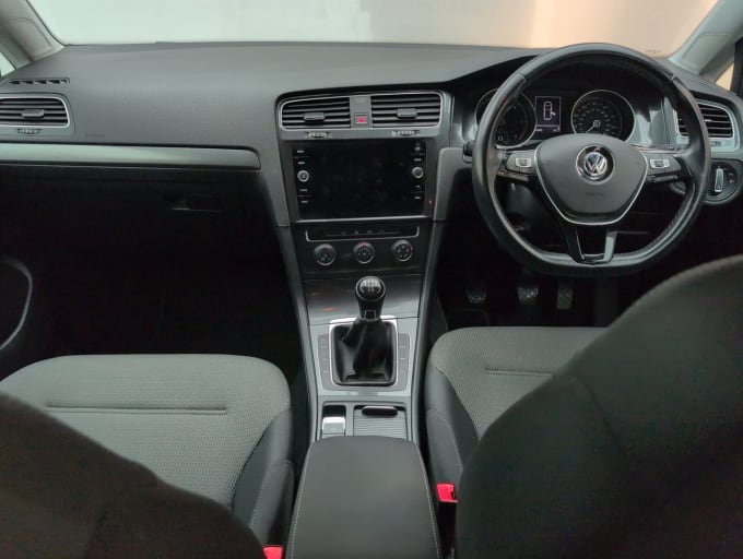 2025 Volkswagen Golf