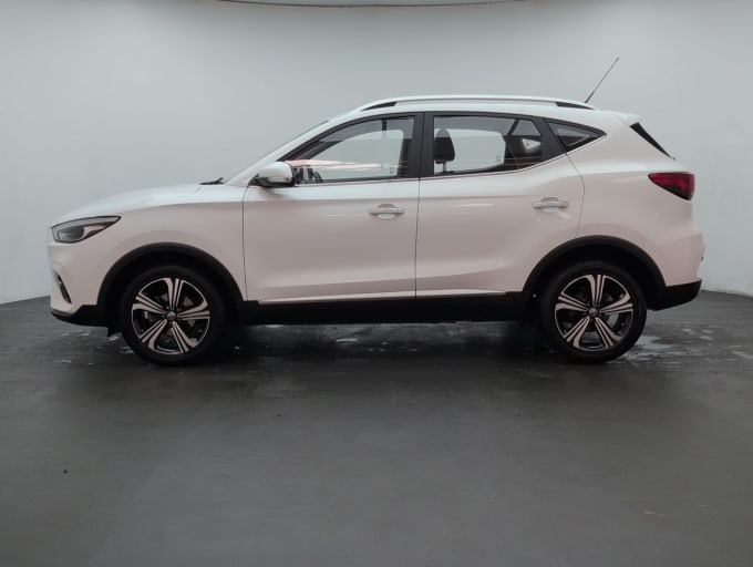 2025 Mg Mg Zs
