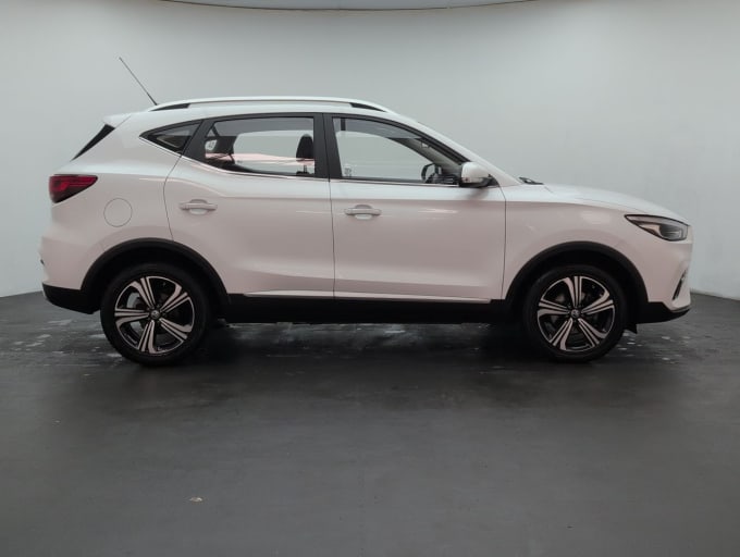 2025 Mg Mg Zs