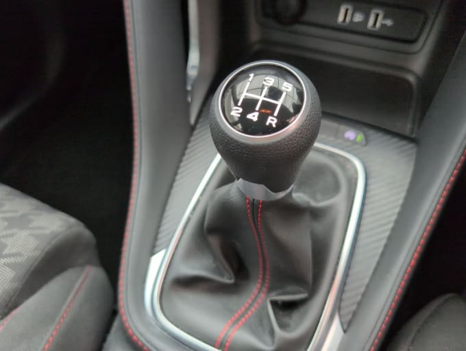 2025 Mg Mg Zs