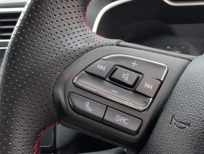 2025 Mg Mg Zs