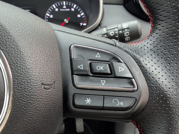 2025 Mg Mg Zs