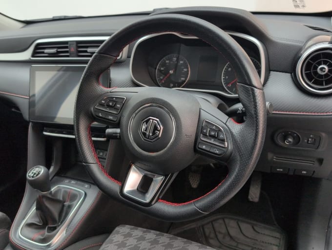 2025 Mg Mg Zs