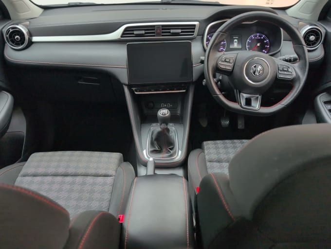 2025 Mg Mg Zs