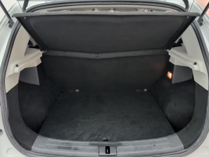 2025 Mg Mg Zs