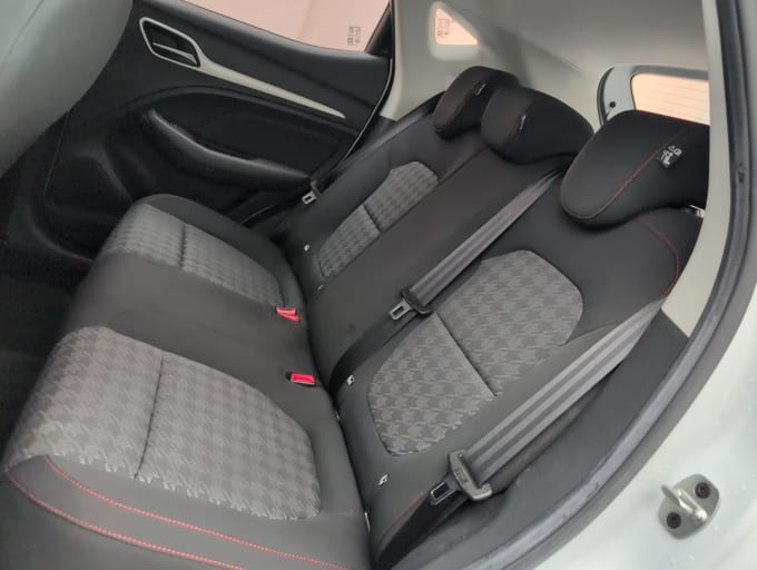 2025 Mg Mg Zs