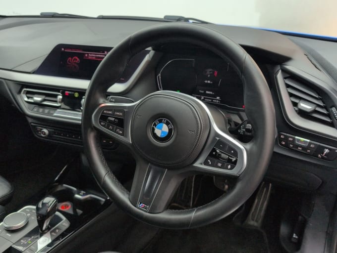 2025 BMW 1 Series