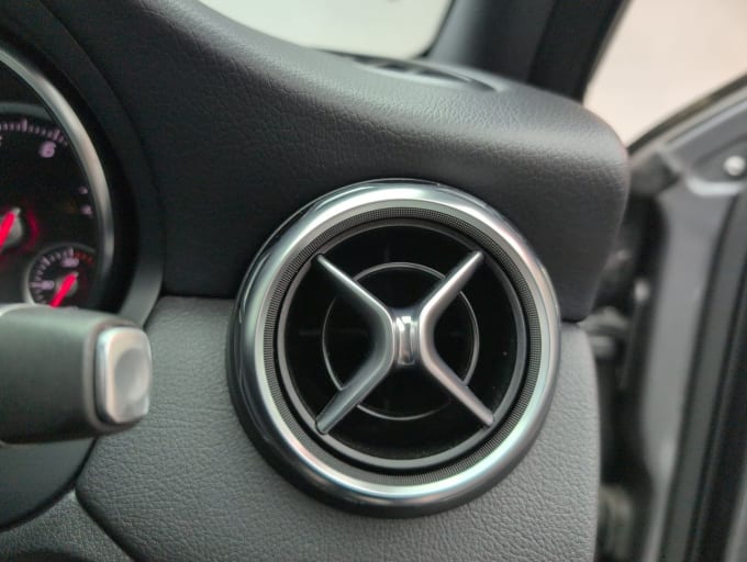 2025 Mercedes-benz Gla-class
