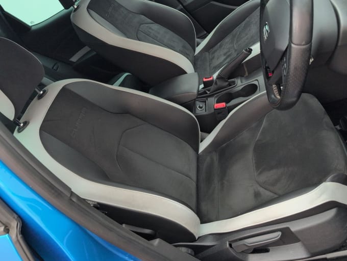 2025 Seat Leon