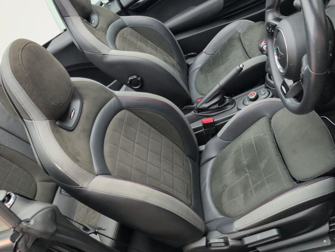 2025 Mini Convertible