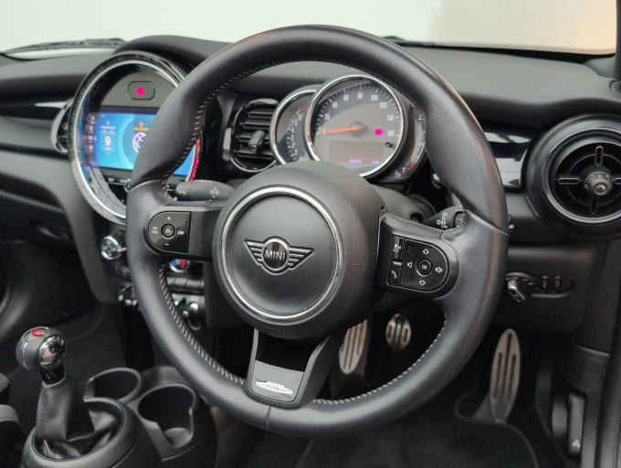 2025 Mini Convertible