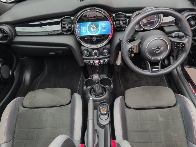 2025 Mini Convertible