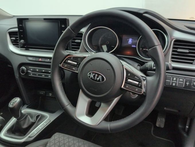2025 Kia Ceed