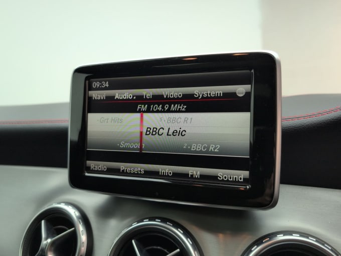 2025 Mercedes-benz Gla-class