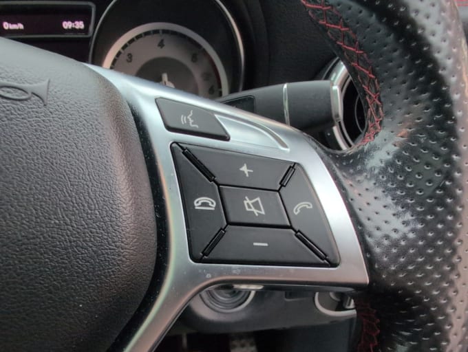 2025 Mercedes-benz Gla-class