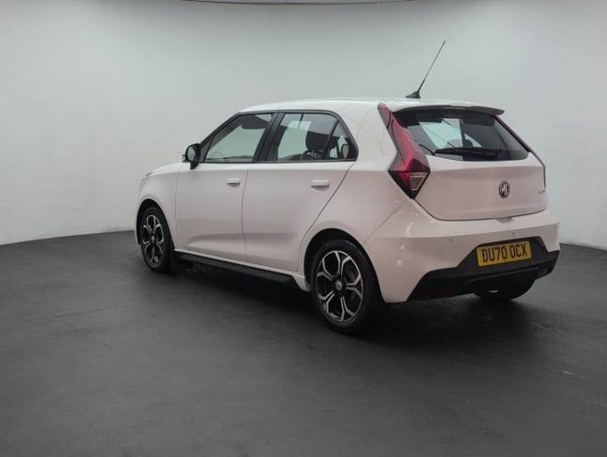 2025 Mg Mg3