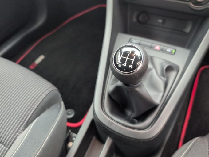 2025 Mg Mg3